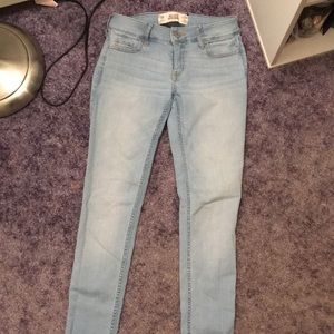Hollister super skinny light wash jeans